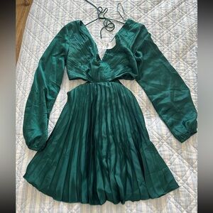 NEW Abercrombie and Fitch Pleated Dress